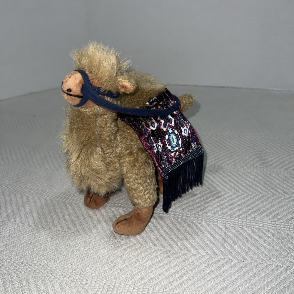 Ty Beanie Babies - Attic Treasures Lawrence the Camel 1993 Jointed Legs